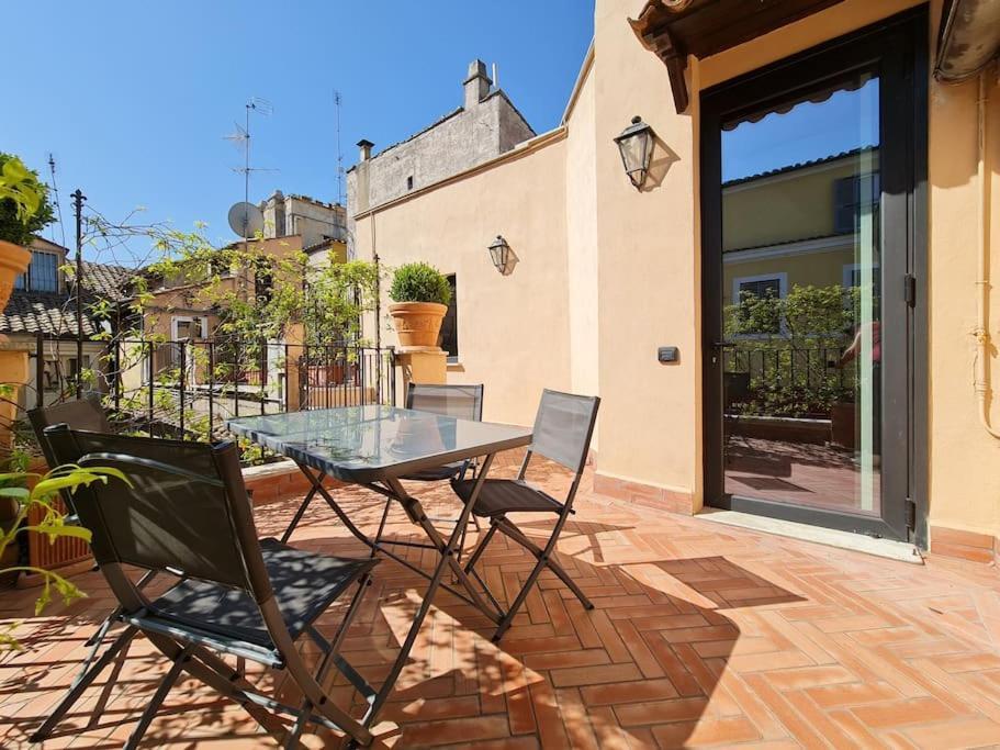 Boutique Penthouse With Terrace, Spanish Steps โรม ภายนอก รูปภาพ