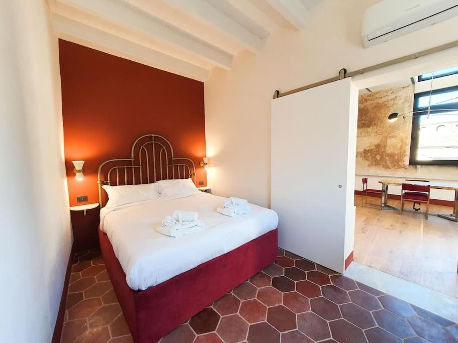 Boutique Penthouse With Terrace, Spanish Steps โรม ภายนอก รูปภาพ